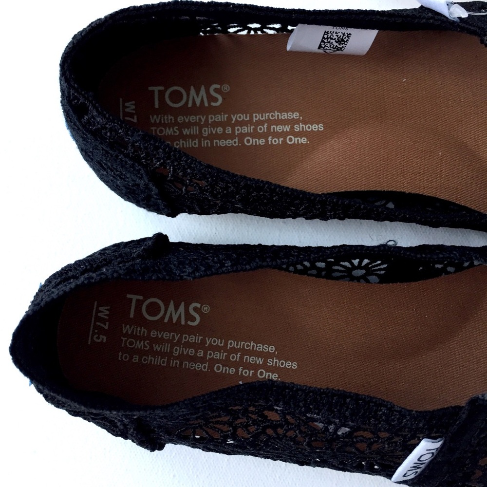 New TOMS ‘Classic' Crochet Slip-On (Women) - Picture 6 of 8